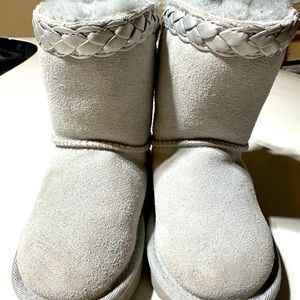 UGG Toddler size 8